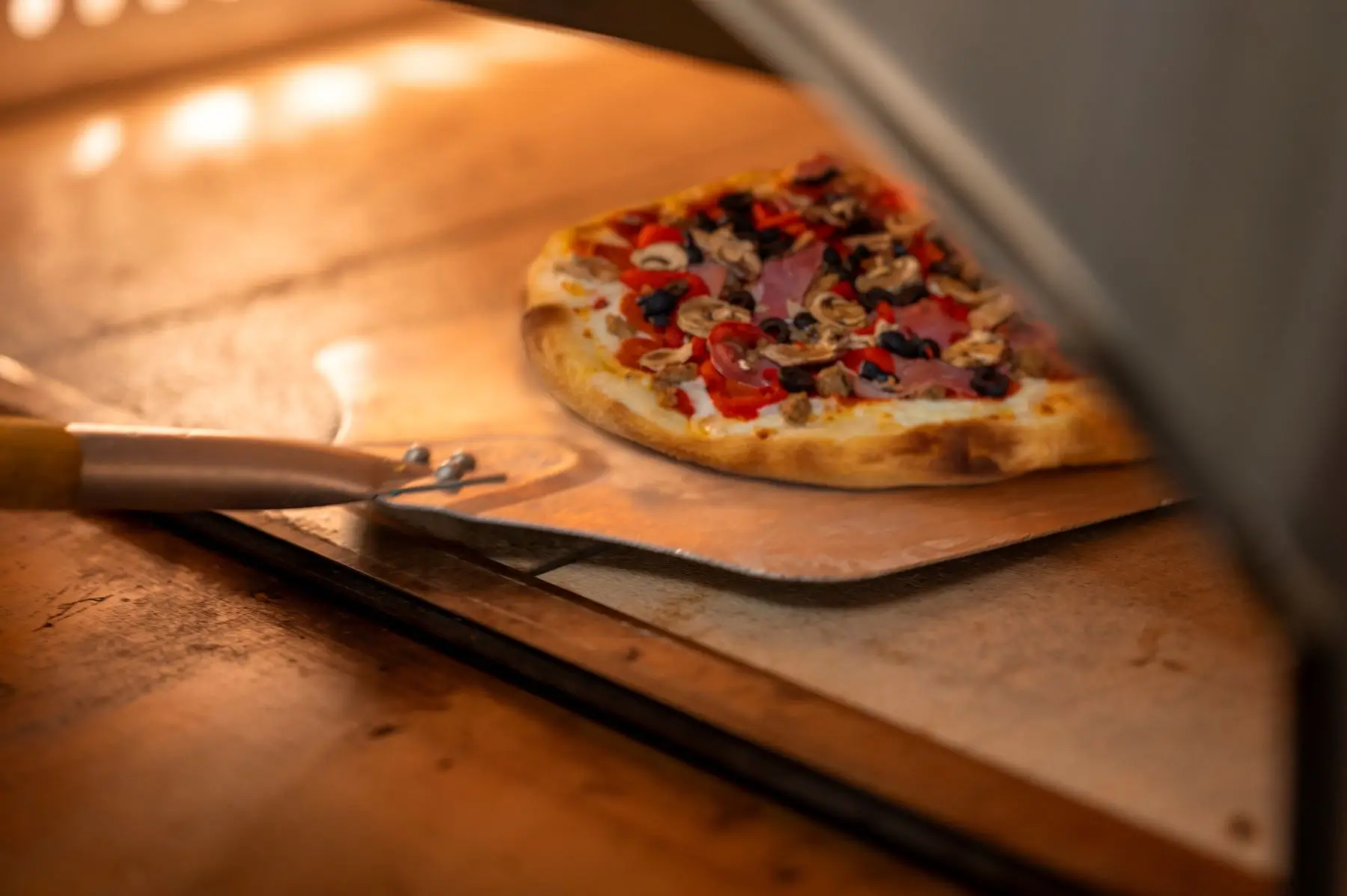 Dining & Bars | Timbers Café Dining & Bars | Timbers Café